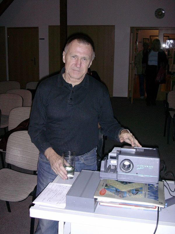 Josef Sloup vyprávěl 25. října 2006 o cestě do Brazílie