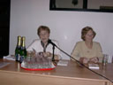 14. listopadu četly ze svých knih Alena Melicharová (nalevo) a Libuše Svobodová
