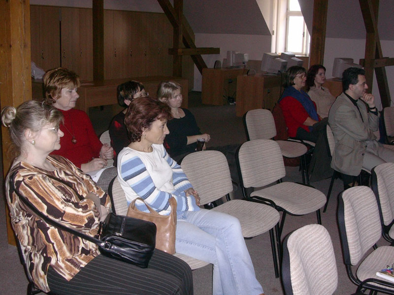 Seminář Severočeská literární scéna dříve a dnes se mimořádně uskutečnil v přenáškovém sále a opět se ho zúčastnili knihovníci z celého kraje
