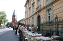 Velký úspěch zaznamenala burza darů a vyřazených knih konaná 20.5.2009