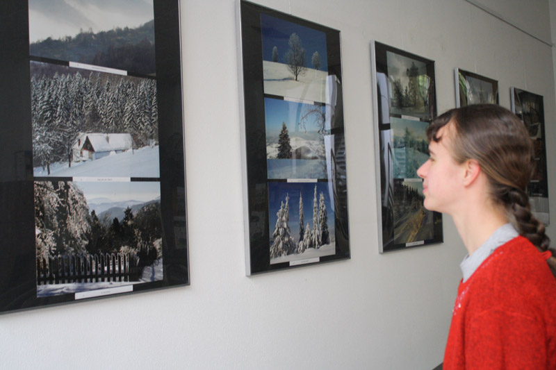 Do 30. listopadu byla k vidění ve Velké hradební výstava fotografií Lubomíra Pospěcha Krajina Bílých Karpat uspořádaná k 5. ročníku MFF Voda-moře-oceány