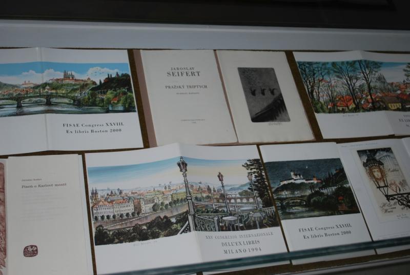 4.4.-30.4., Stověžatá Praha v malé grafice, výstava ve spolupráci se Spolkem sběratelů a přátel exlibris